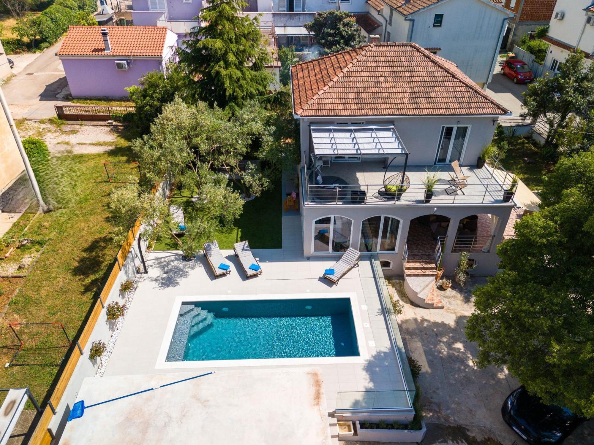 Villa B&D Zadar For The Complete Pleasure Of Vacation !Heated! Private Pool! Green Oasis In The Center Of Zadar, 100M From The Sea Dış mekan fotoğraf